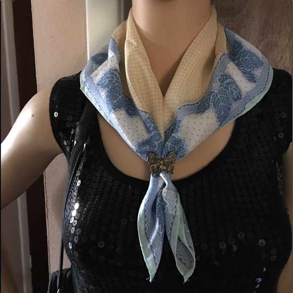 Accessories - Si Tussa 20”X20” Hand Printed Fashion Scarf
